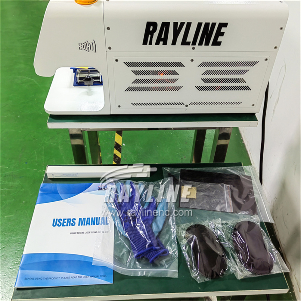 Saldatrice laser rossa da 235W - Laser Soldering Machine Handheld recensione e prezzo